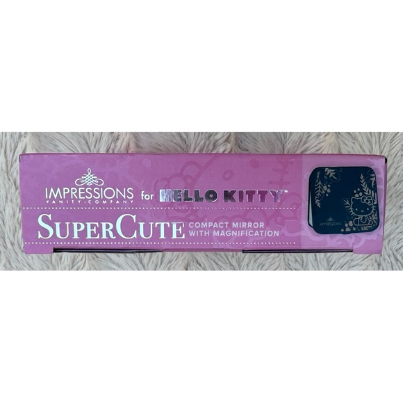 NEW Impressions Hello Kitty® Supercute Compact Mirror with Magnification - Picture 11 of 17